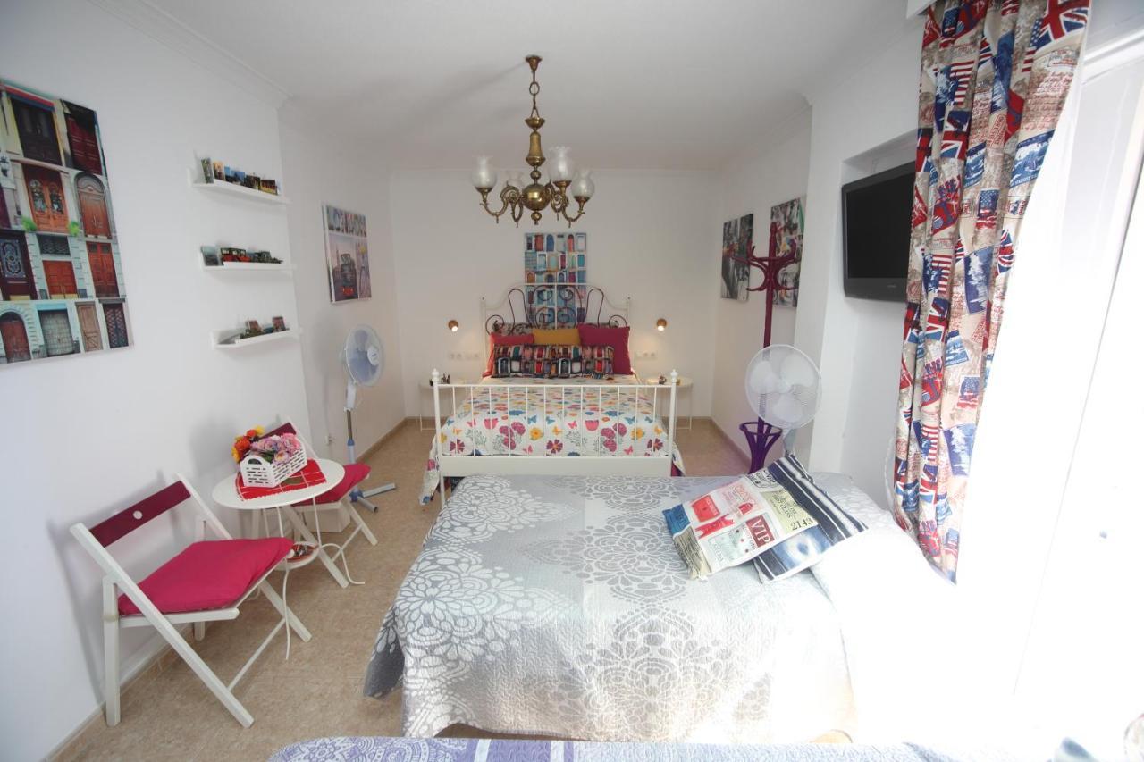 Apartamento La Casa de La Abuela Rosy Málaga Exterior foto